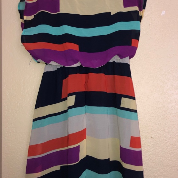 Dress - Picture 2 of 2